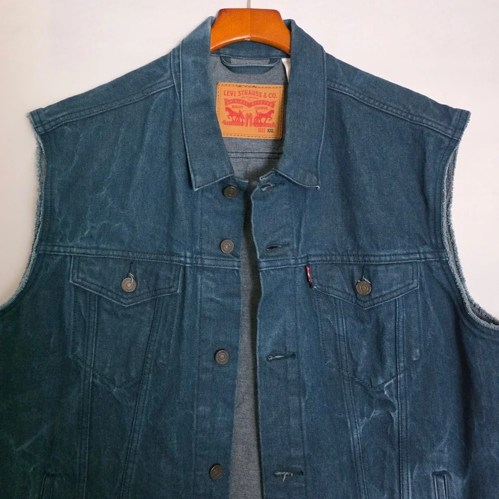 Levis Mens Trucker Denim Vest Dark Wash Blue Sleeveless Jacket XXL Raw Sleeve